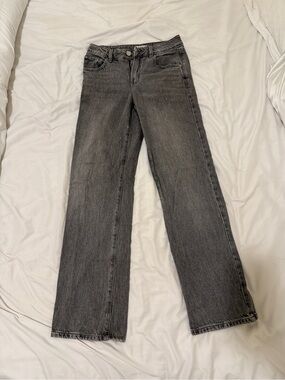 Women's Gray Straight-Leg Jeans - Classic Fit